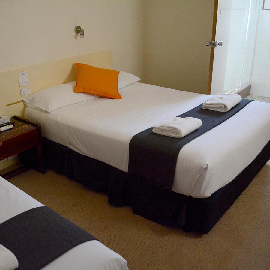 Shamrock Hotel Motel Temora Екстер'єр фото